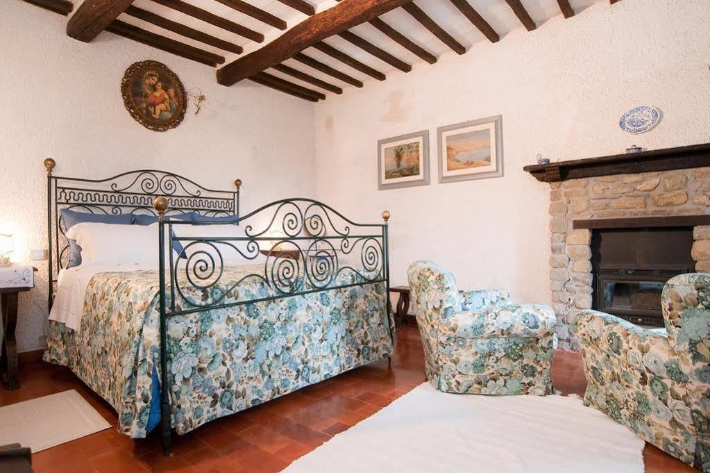 Villa Uccellaia Agello Esterno foto